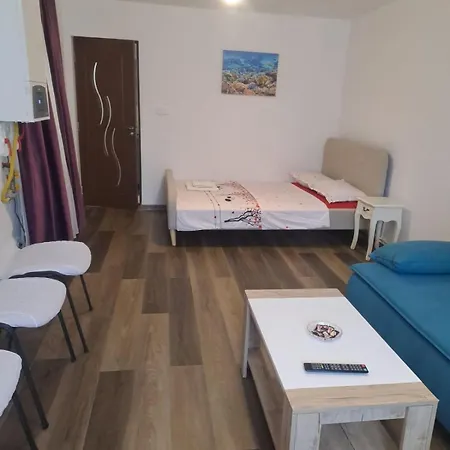 Strada Banu Mihalcea Nr. 150 * Constança
